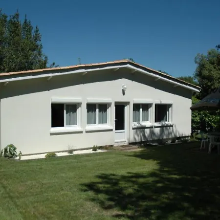 Maison Meschers-sur-gironde, 3 Pieces, 5 Personnes - Fr-1-305-1412