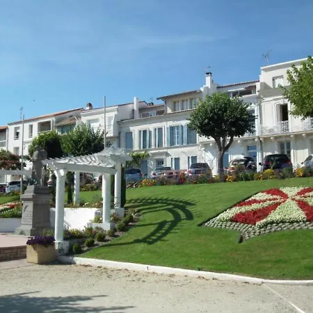 Semesterbostad Maison Meschers-sur-gironde, 3 Pieces, 5 Personnes - Fr-1-305-1412 Meschers-sur-Gironde
